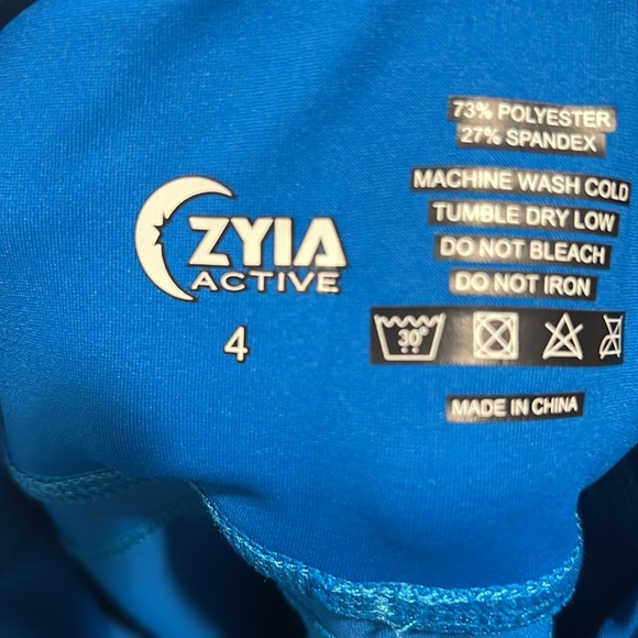 Blue Zyia Capris - Picture 3 of 3